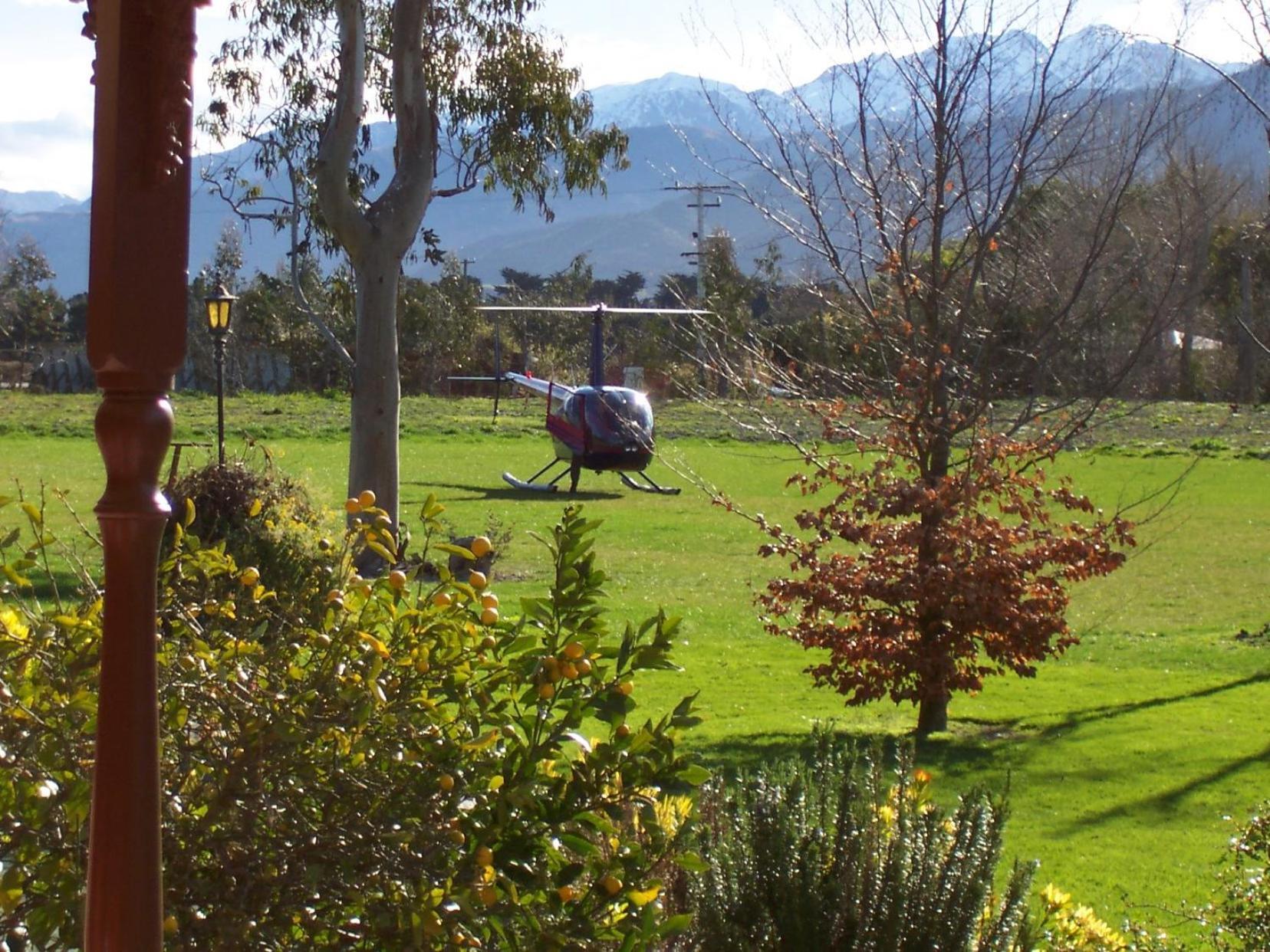 Donegal House Hotel Kaikoura Exterior photo